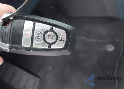 2025 Ford Maverick Lobo z USA, uszkodzony, nr VIN 3FTCW8PA8SRA64153